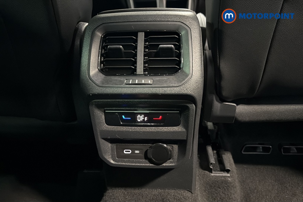 Volkswagen Tiguan R-Line Automatic Petrol SUV - Stock Number (1674339) - 28th supplementary image