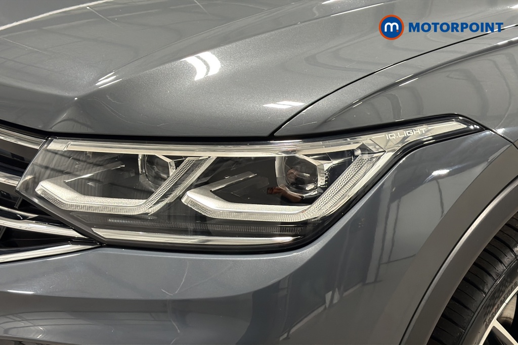 Volkswagen Tiguan R-Line Automatic Petrol SUV - Stock Number (1674339) - 42nd supplementary image