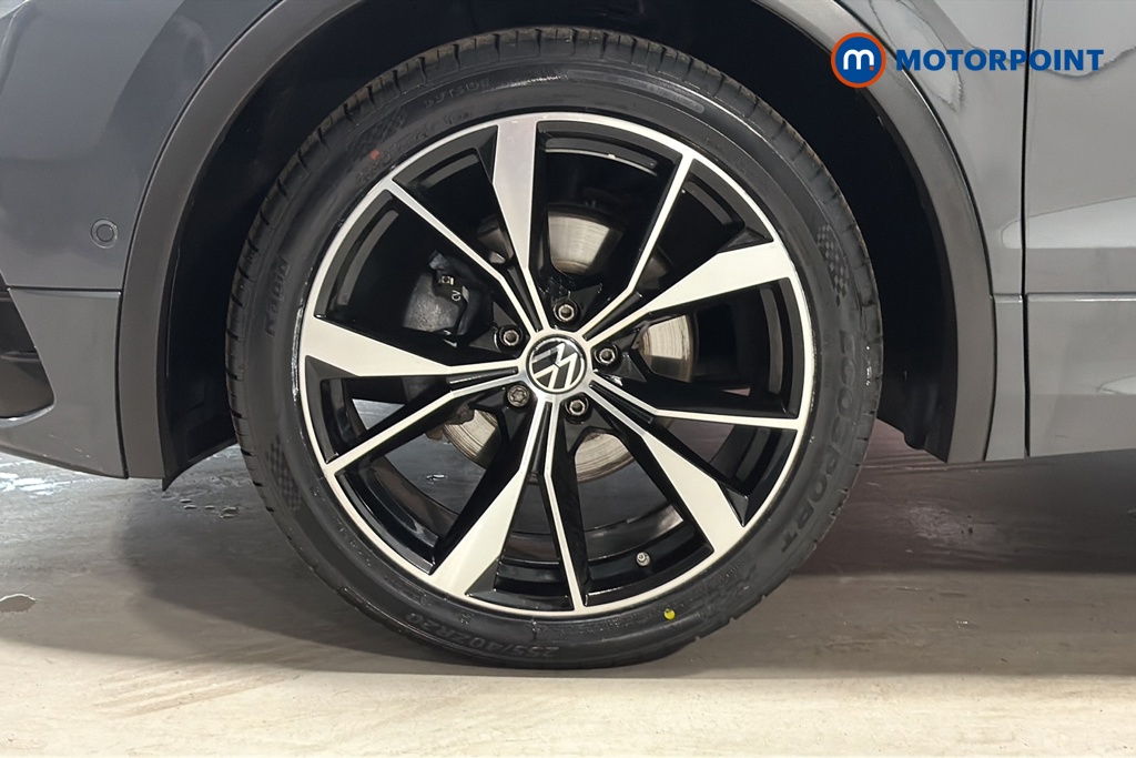 Volkswagen Tiguan R-Line Automatic Petrol SUV - Stock Number (1674339) - 44th supplementary image