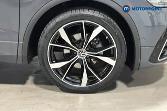 Volkswagen Tiguan R-Line Automatic Petrol SUV - Stock Number (1674339) - 47th supplementary image