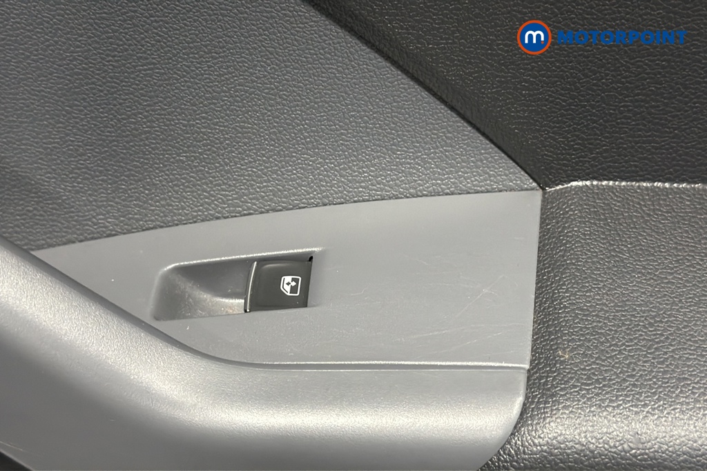 Volkswagen T-Cross SEL Manual Petrol SUV - Stock Number (1674344) - 993rd supplementary image