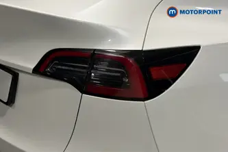 Tesla Model Y Long Range Automatic Electric SUV - Stock Number (1674354) - 36th supplementary image
