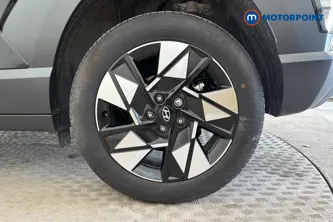 Hyundai Kona Advance Automatic Petrol-Electric Hybrid SUV - Stock Number (1674904) - 45th supplementary image