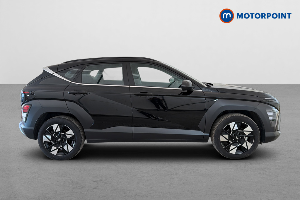 Hyundai Kona Advance Automatic Petrol-Electric Hybrid SUV - Stock Number (1674904) - Passenger side
