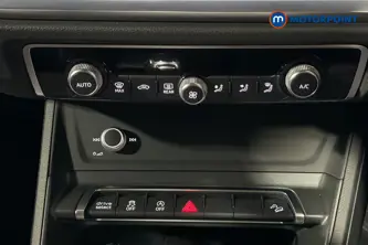 Audi Q3 Black Edition Automatic Petrol SUV - Stock Number (1675017) - 999th supplementary image