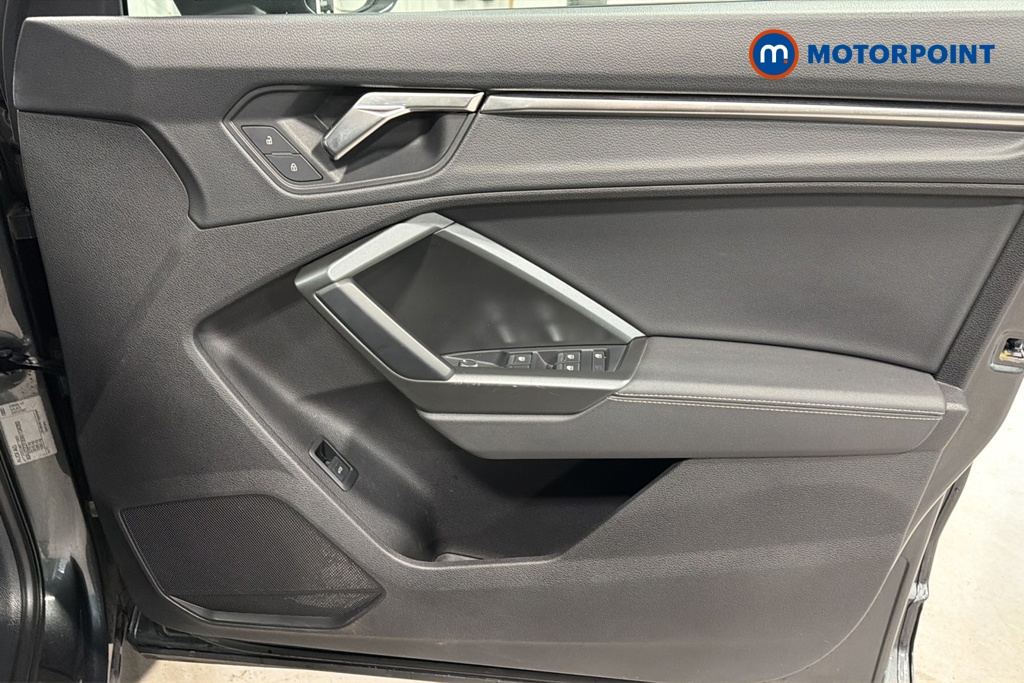 Audi Q3 Black Edition Automatic Petrol SUV - Stock Number (1675017) - 18th supplementary image