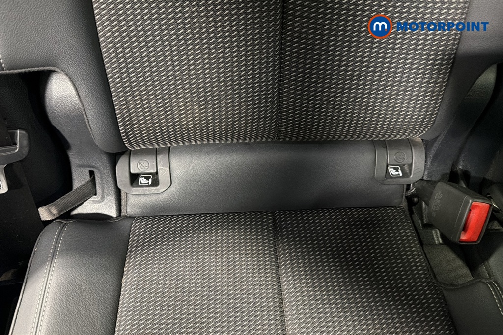 Audi Q3 Black Edition Automatic Petrol SUV - Stock Number (1675017) - 27th supplementary image