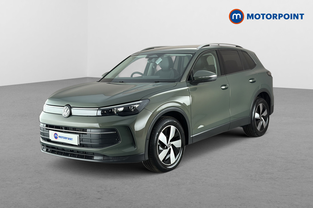 Volkswagen Tiguan Match Automatic Petrol SUV - Stock Number (1675135) - Passenger side front corner