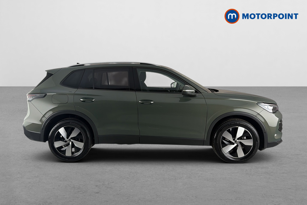 Volkswagen Tiguan Match Automatic Petrol SUV - Stock Number (1675135) - Passenger side