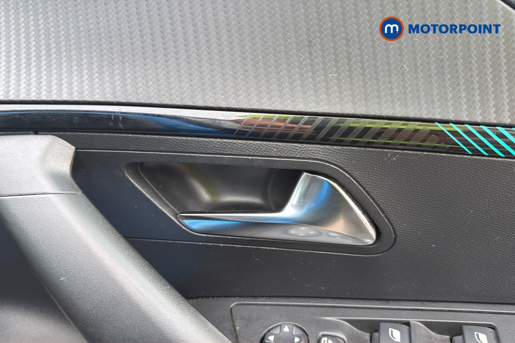 Peugeot 2008 Allure Premium Manual Petrol SUV - Stock Number (1675154) - 3rd supplementary image