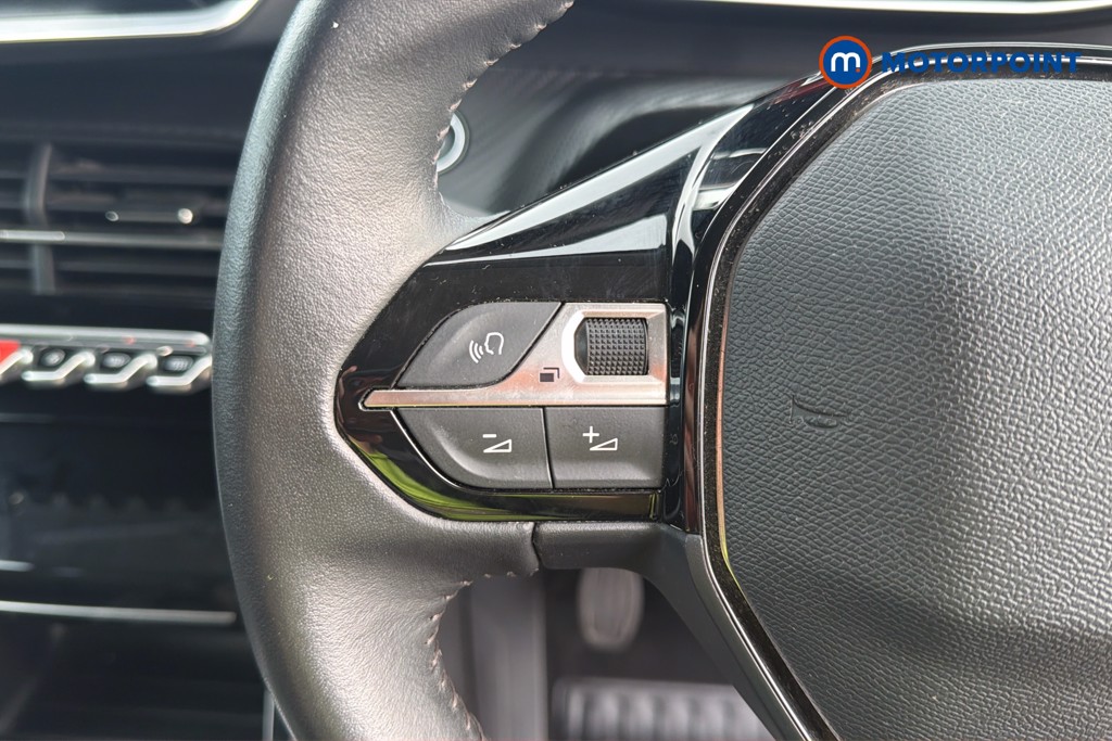 Peugeot 2008 Allure Premium Manual Petrol SUV - Stock Number (1675154) - 8th supplementary image