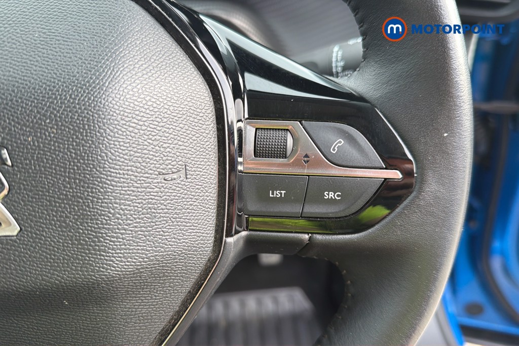 Peugeot 2008 Allure Premium Manual Petrol SUV - Stock Number (1675154) - 9th supplementary image