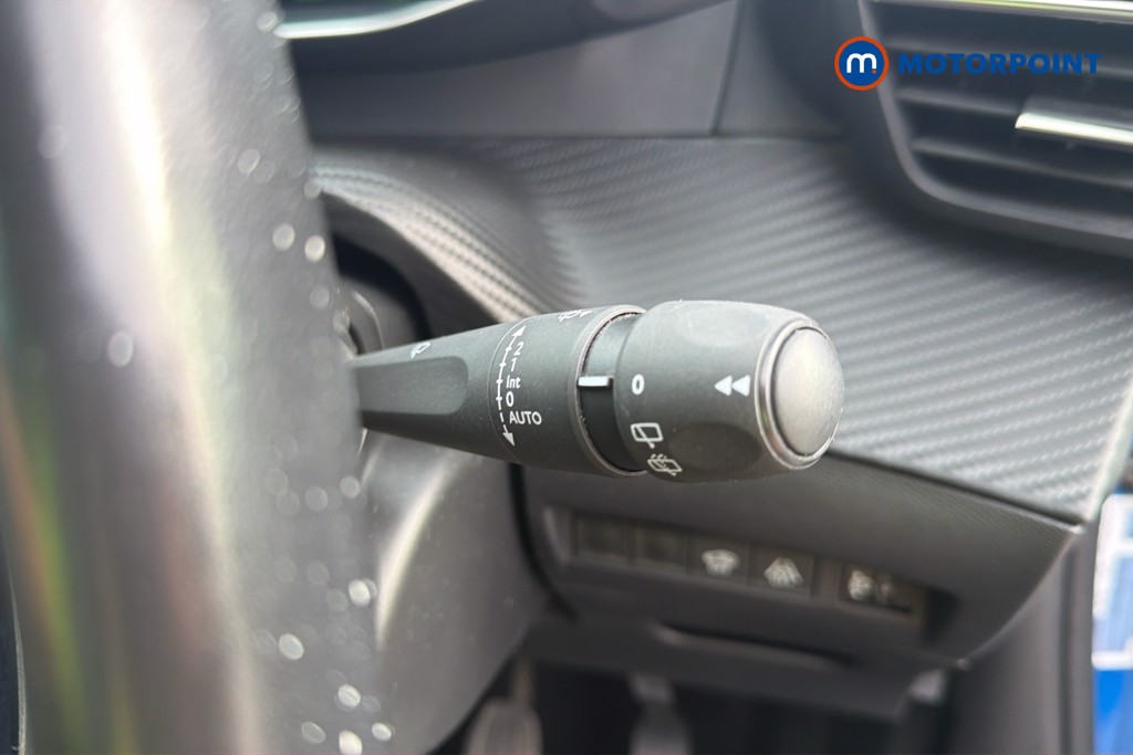 Peugeot 2008 Allure Premium Manual Petrol SUV - Stock Number (1675154) - 11th supplementary image