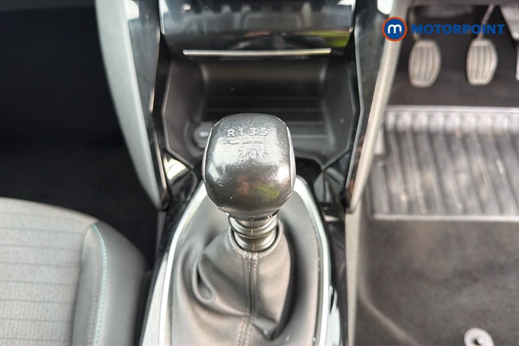 Peugeot 2008 Allure Premium Manual Petrol SUV - Stock Number (1675154) - 16th supplementary image