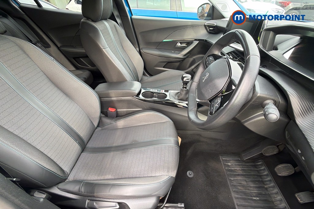 Peugeot 2008 Allure Premium Manual Petrol SUV - Stock Number (1675154) - 18th supplementary image