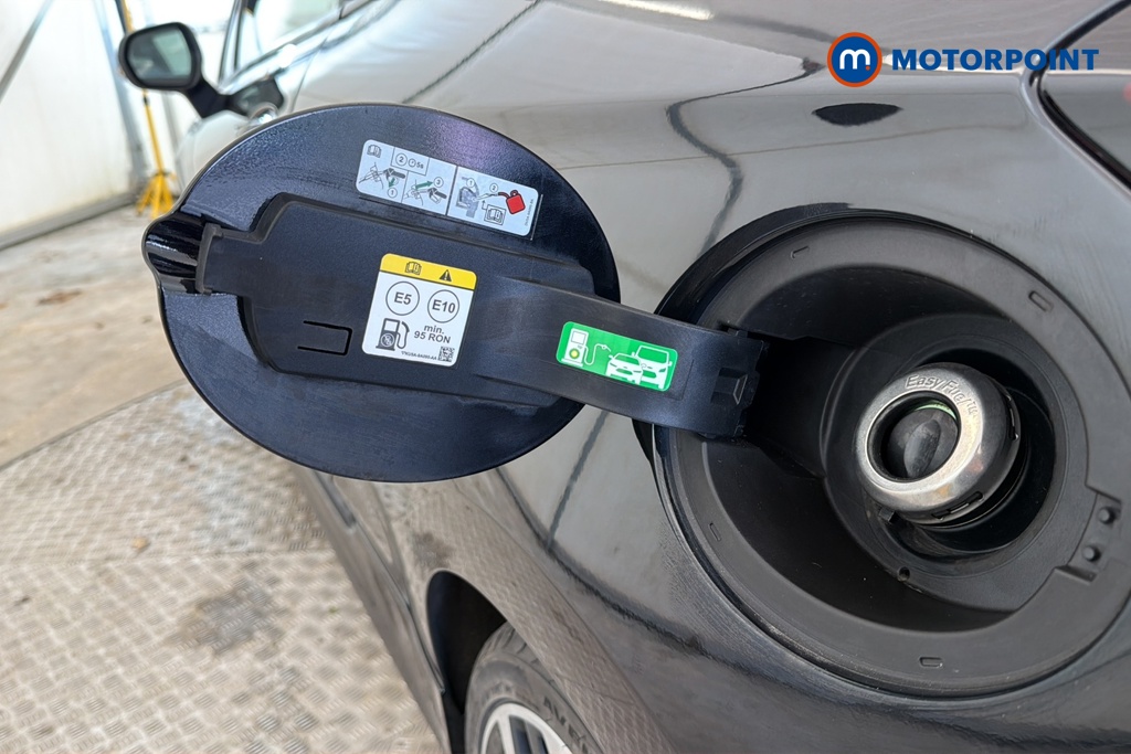 Ford Fiesta St-Line Vignale Manual Petrol Hatchback - Stock Number (1675451) - 41st supplementary image