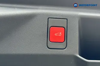 Peugeot 5008 GT Automatic Petrol SUV - Stock Number (1675627) - 993rd supplementary image