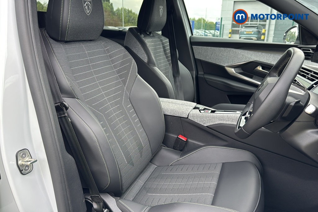 Peugeot 5008 GT Automatic Petrol SUV - Stock Number (1675627) - 22nd supplementary image