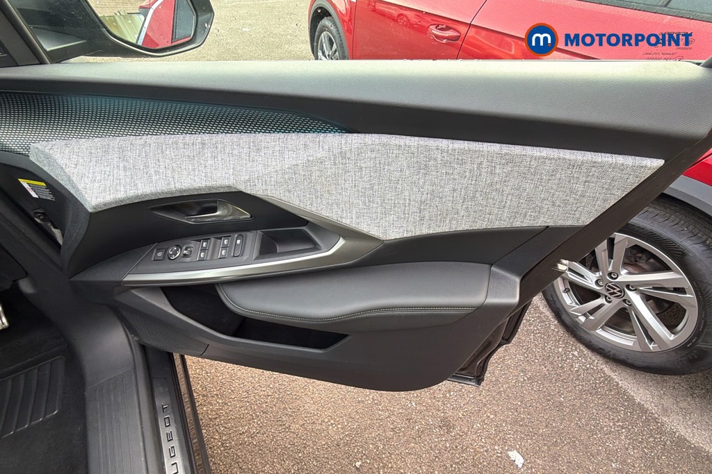 Peugeot 5008 GT Automatic Petrol SUV - Stock Number (1675677) - 3rd supplementary image