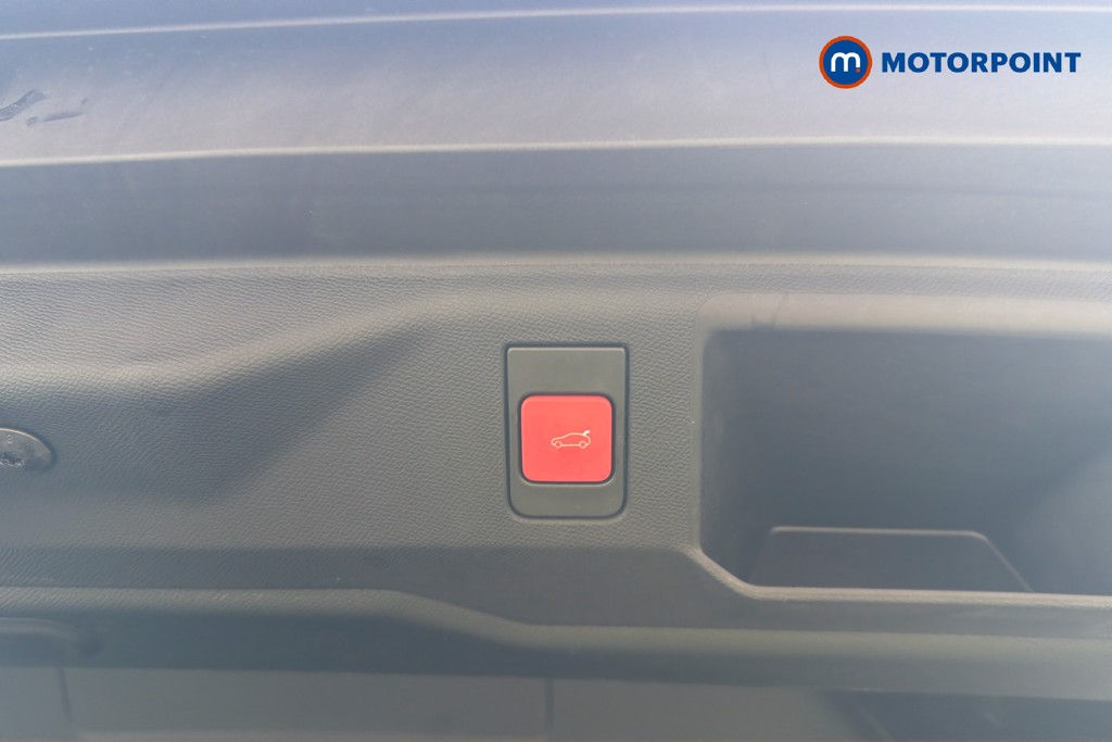 Peugeot 5008 GT Automatic Petrol SUV - Stock Number (1675677) - 25th supplementary image