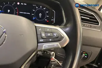 Volkswagen Tiguan Allspace Life Automatic Petrol SUV - Stock Number (1675763) - 3rd supplementary image