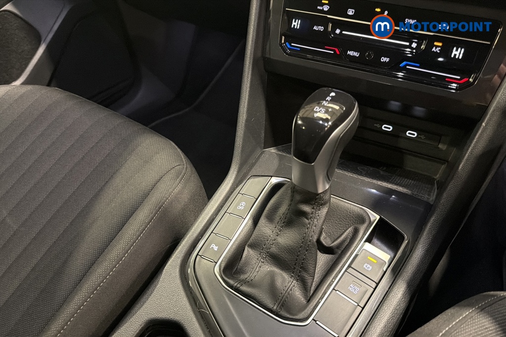 Volkswagen Tiguan Allspace Life Automatic Petrol SUV - Stock Number (1675763) - 15th supplementary image