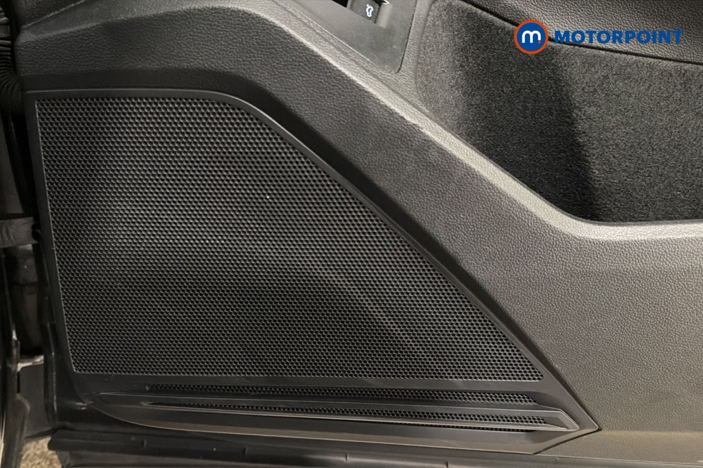 Volkswagen Tiguan Allspace Life Automatic Petrol SUV - Stock Number (1675763) - 21st supplementary image