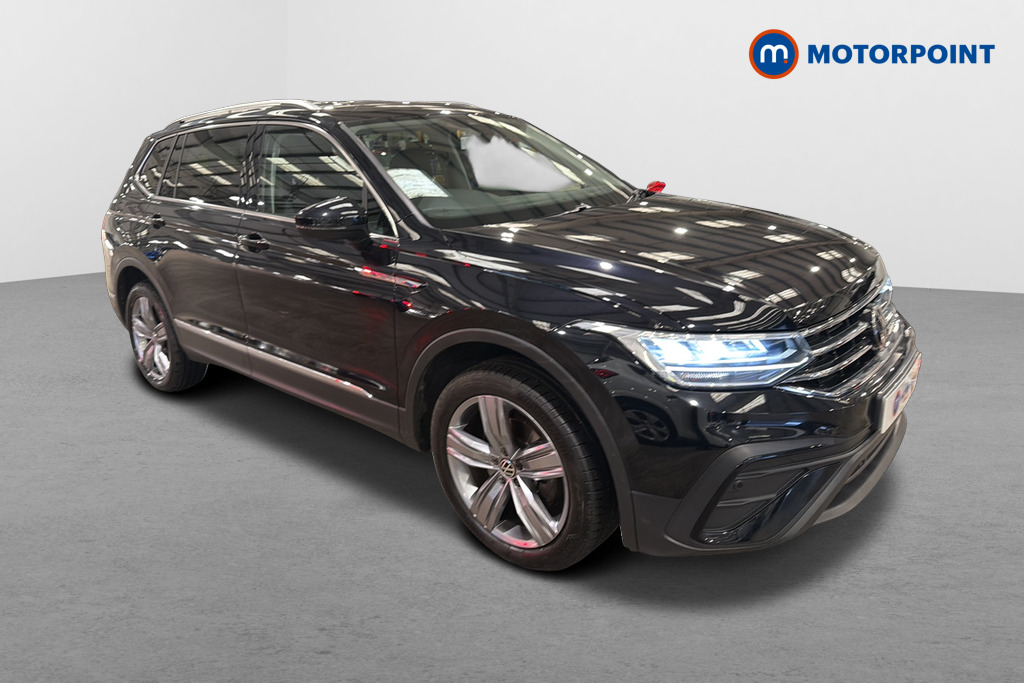 Volkswagen Tiguan Allspace Life Automatic Petrol SUV - Stock Number (1675763) - Drivers side front corner