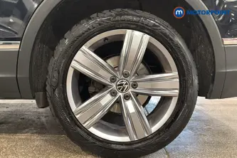 Volkswagen Tiguan Allspace Life Automatic Petrol SUV - Stock Number (1675763) - 45th supplementary image