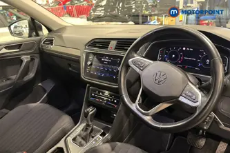 Volkswagen Tiguan Allspace Life Automatic Petrol SUV - Stock Number (1675763) - 1st supplementary image