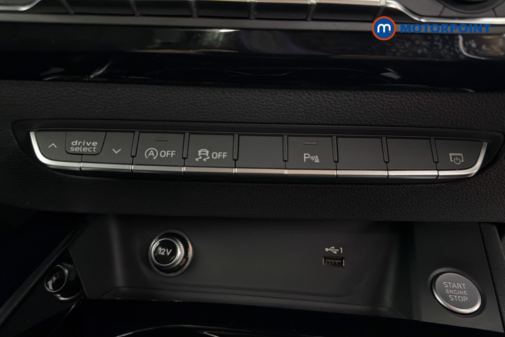 Audi A4 Black Edition Automatic Diesel Estate - Stock Number (1675787) - 13th supplementary image