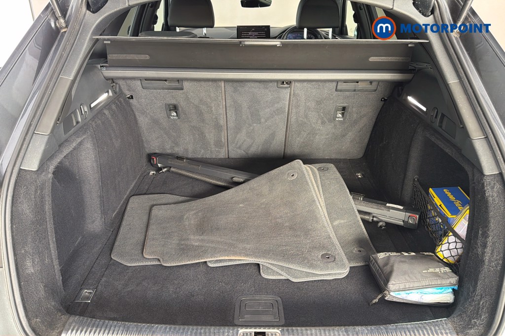 Audi A4 Black Edition Automatic Diesel Estate - Stock Number (1675787) - 33rd supplementary image