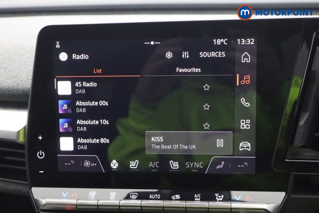 Renault Megane E-Tech Techno-Plus Automatic Electric Hatchback - Stock Number (1675814) - 5th supplementary image