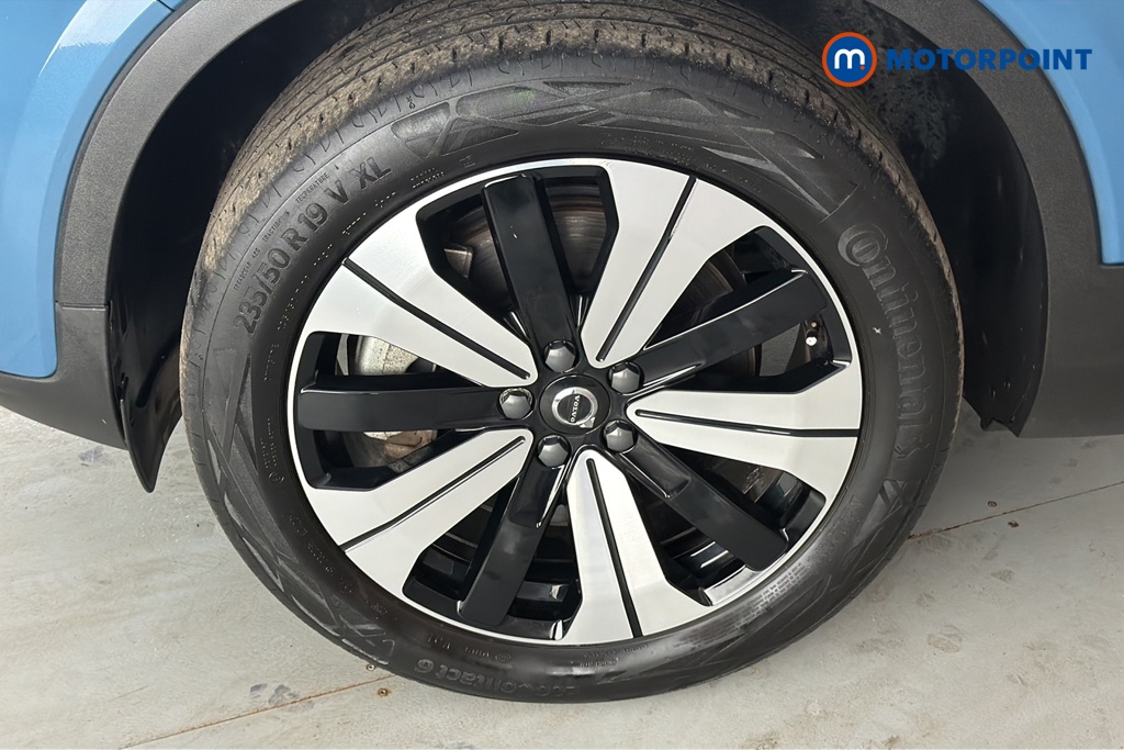 Volvo Xc40 Core Automatic Electric SUV - Stock Number (1676217) - 44th supplementary image