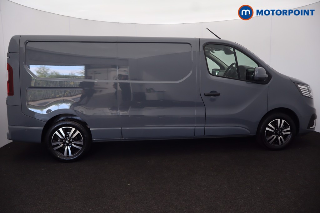 Renault Trafic Extra Sport Manual Diesel Panel Van - Stock Number (1676232) - Passenger side rear corner