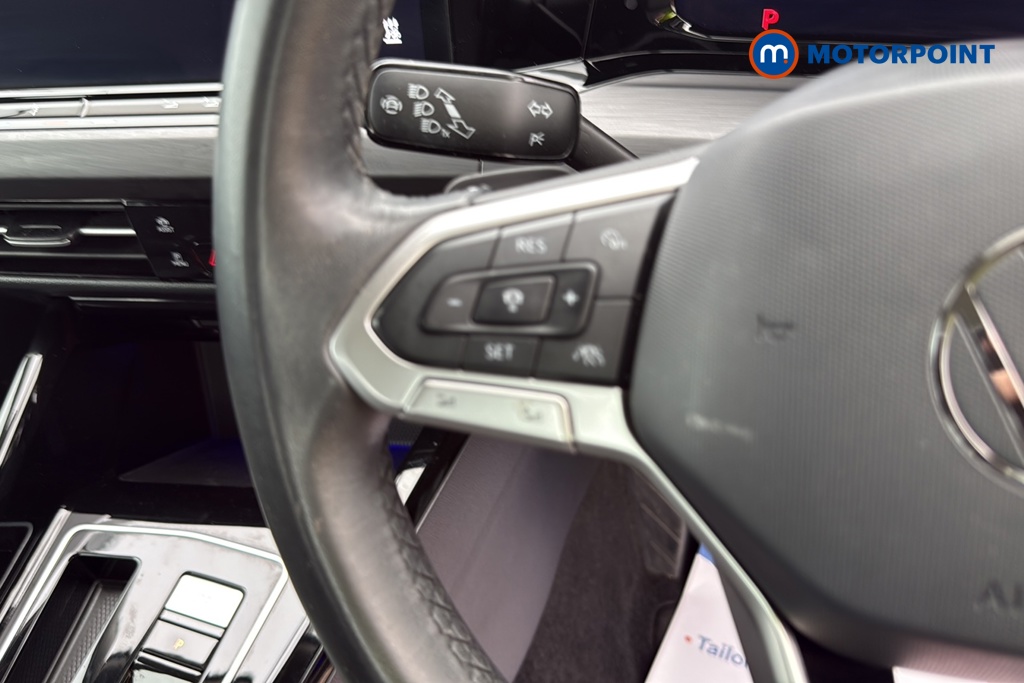 Volkswagen Golf Style Automatic Petrol Plug-In Hybrid Hatchback - Stock Number (1676435) - 4th supplementary image