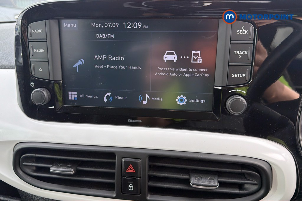 Hyundai I10 Premium Automatic Petrol Hatchback - Stock Number (1676497) - 13th supplementary image