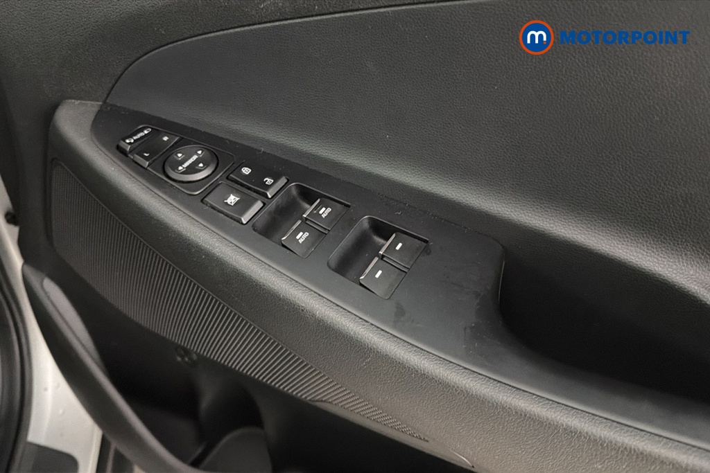 Hyundai Tucson Se Nav Manual Petrol SUV - Stock Number (1676543) - 19th supplementary image