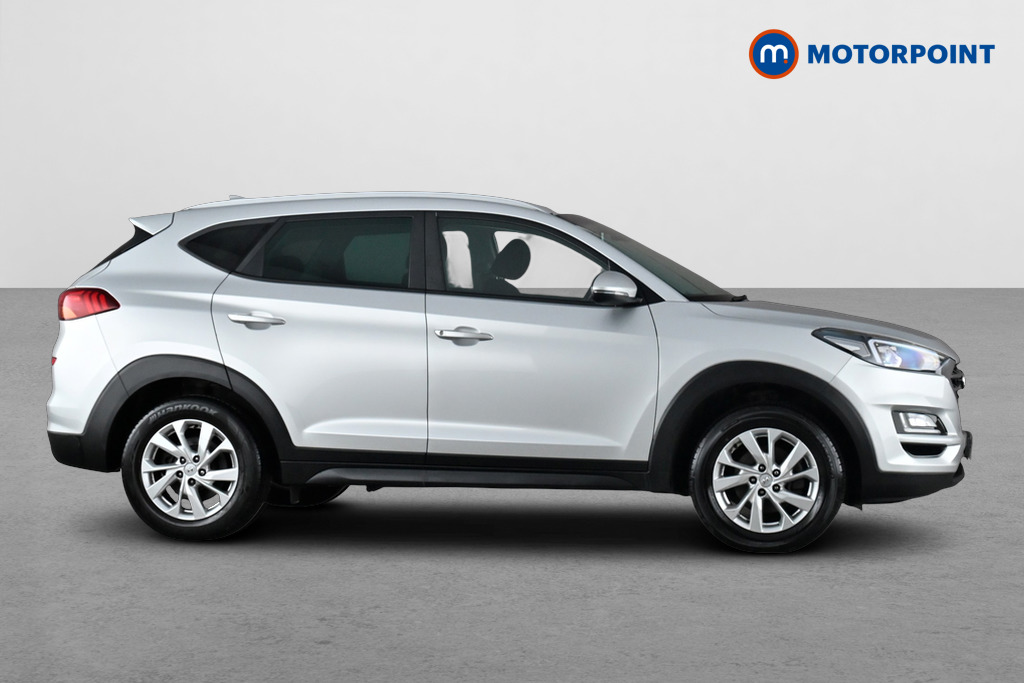 Hyundai Tucson Se Nav Manual Petrol SUV - Stock Number (1676543) - Passenger side