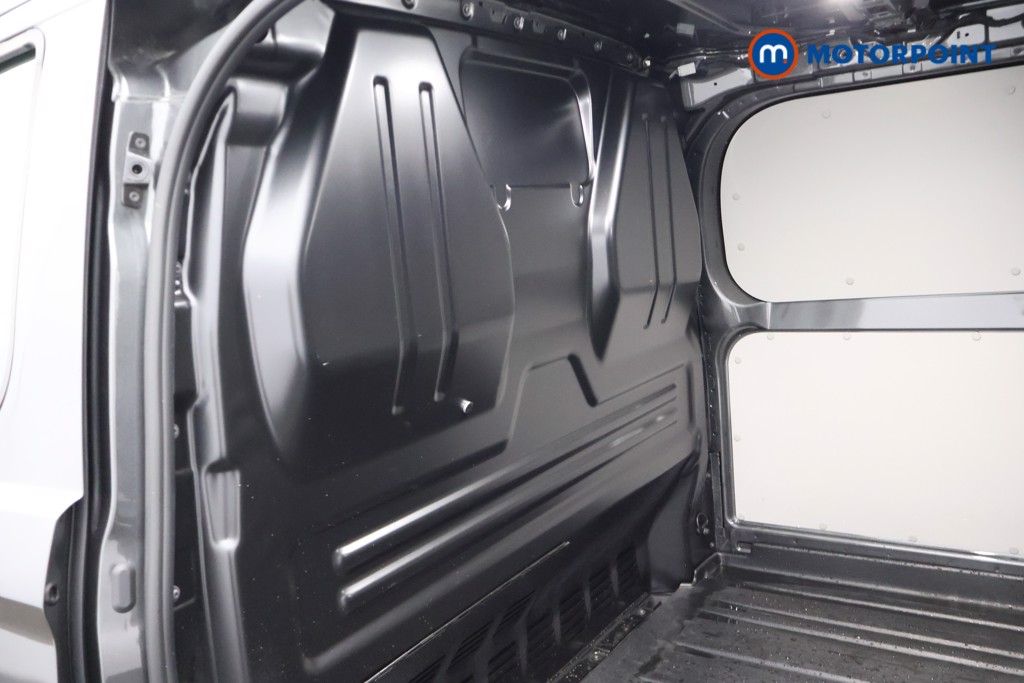 Ford Transit Custom Limited Automatic Electric Panel Van - Stock Number (1676644) - 18th supplementary image