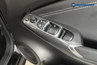 Nissan Juke N-Connecta Automatic Petrol-Electric Hybrid SUV - Stock Number (1676812) - 19th supplementary image