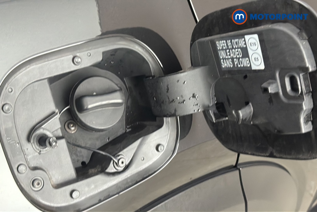 Nissan Juke N-Connecta Automatic Petrol-Electric Hybrid SUV - Stock Number (1676812) - 41st supplementary image