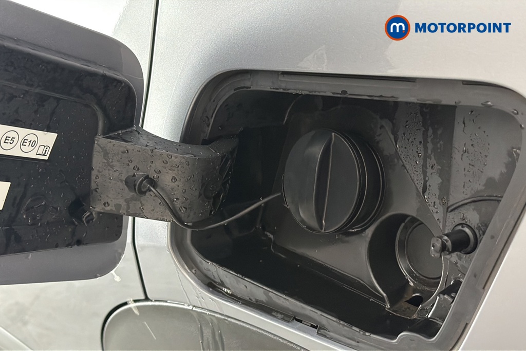 Peugeot 2008 GT Automatic Petrol SUV - Stock Number (1677139) - 41st supplementary image