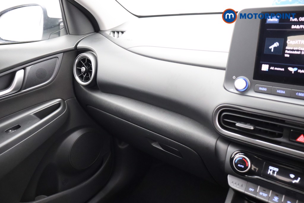 Hyundai Kona Se Connect Automatic Petrol-Electric Hybrid SUV - Stock Number (1599523) - 10th supplementary image