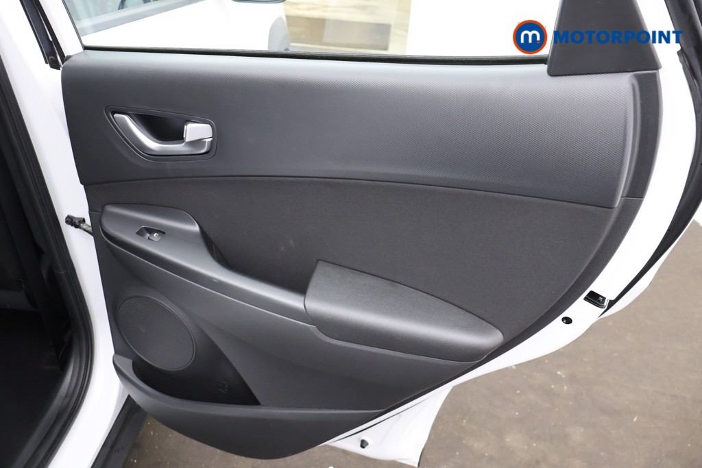 Hyundai Kona Se Connect Automatic Petrol-Electric Hybrid SUV - Stock Number (1599523) - 20th supplementary image