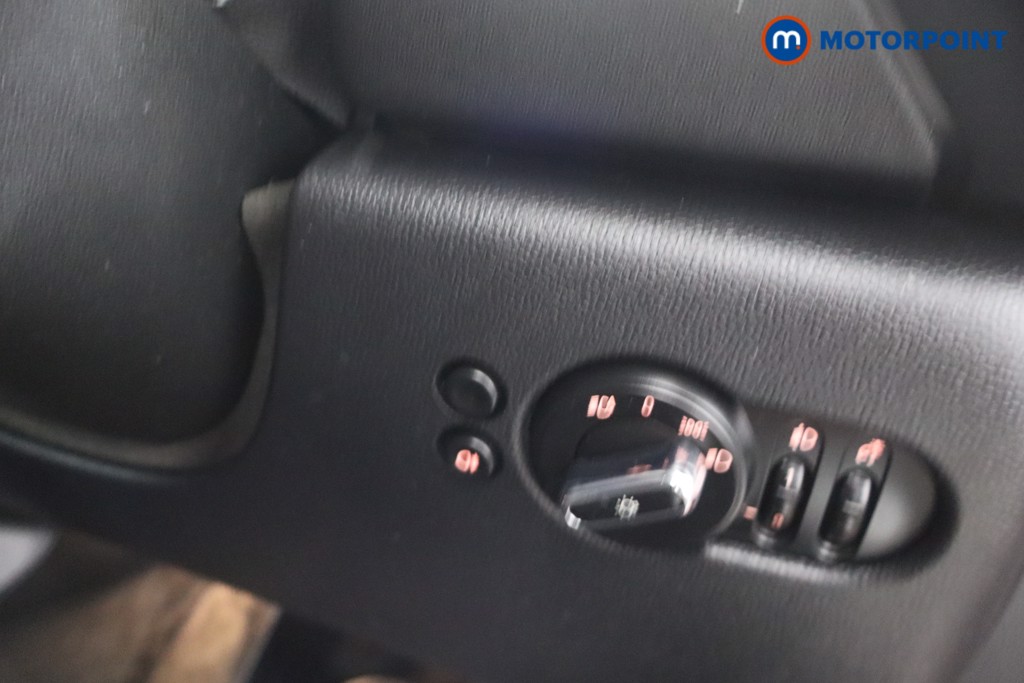 Mini Hatchback Cooper Classic Automatic Petrol Hatchback - Stock Number (1654223) - 10th supplementary image