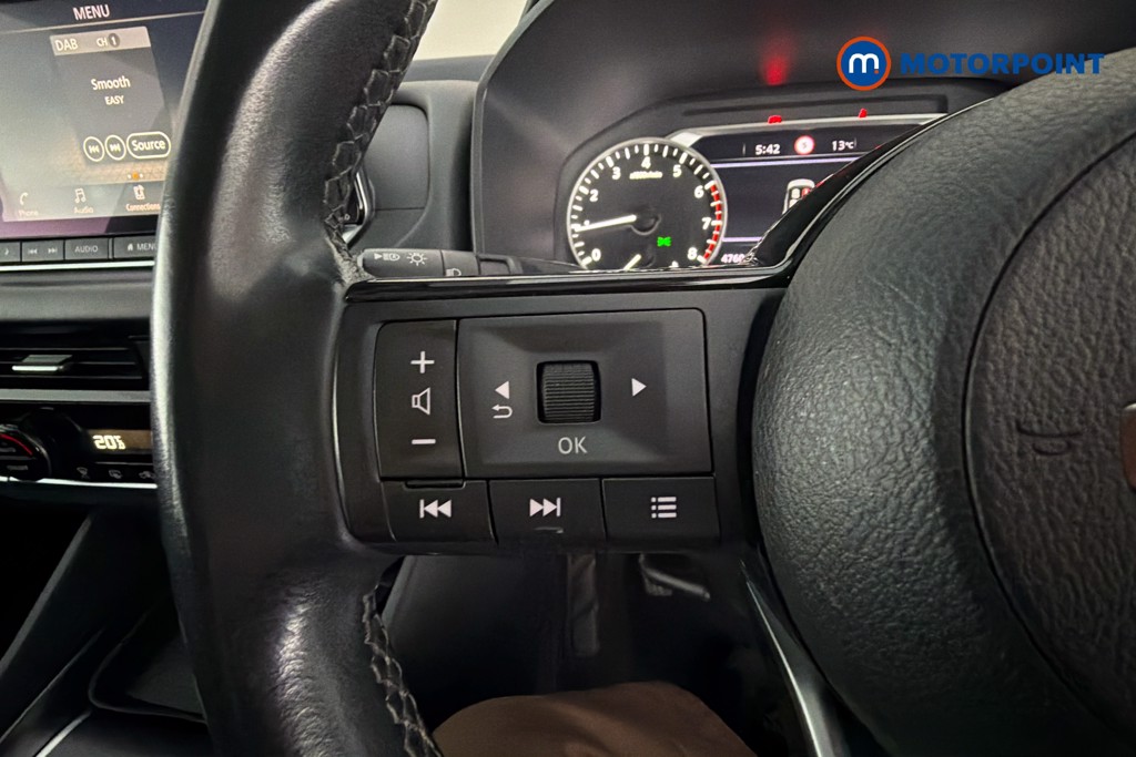 Nissan Qashqai Acenta Premium Manual Petrol SUV - Stock Number (1658708) - 3rd supplementary image