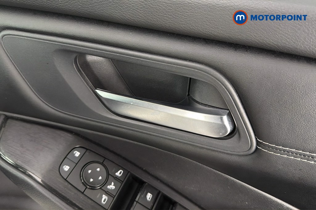 Nissan Qashqai Acenta Premium Manual Petrol SUV - Stock Number (1658708) - 42nd supplementary image