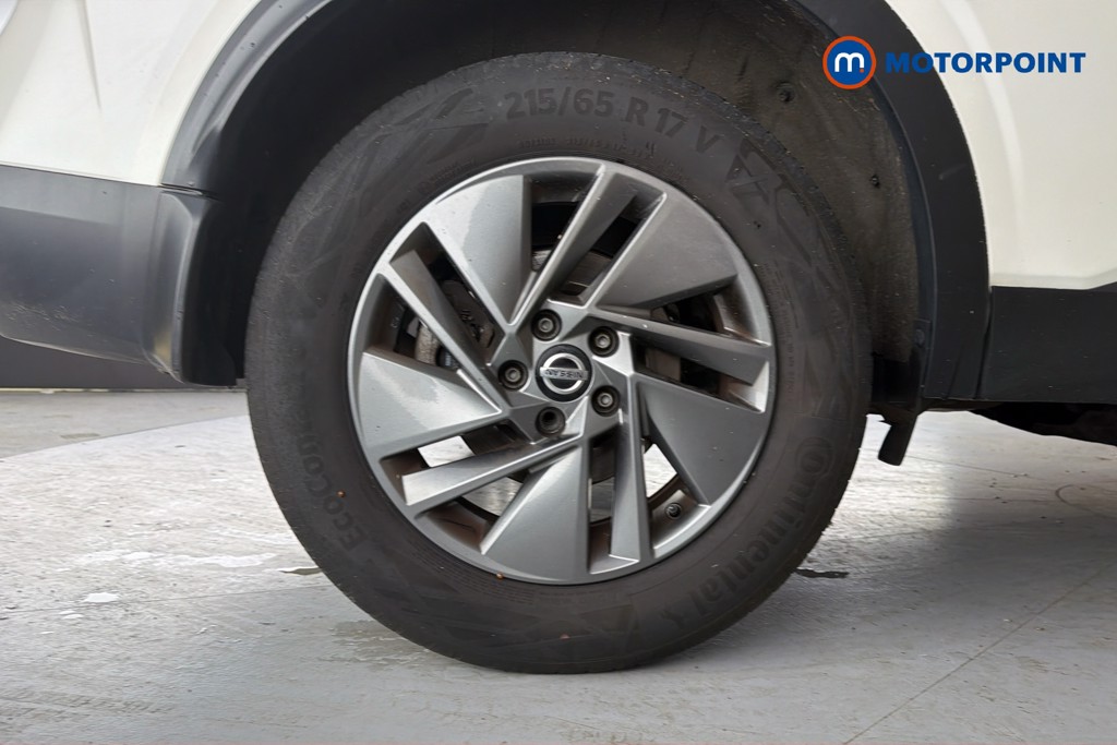 Nissan Qashqai Acenta Premium Manual Petrol SUV - Stock Number (1658708) - 49th supplementary image