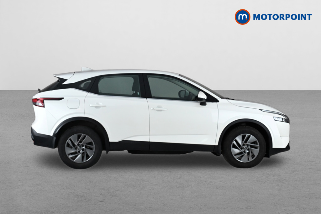 Nissan Qashqai Acenta Premium Manual Petrol SUV - Stock Number (1658708) - Drivers side